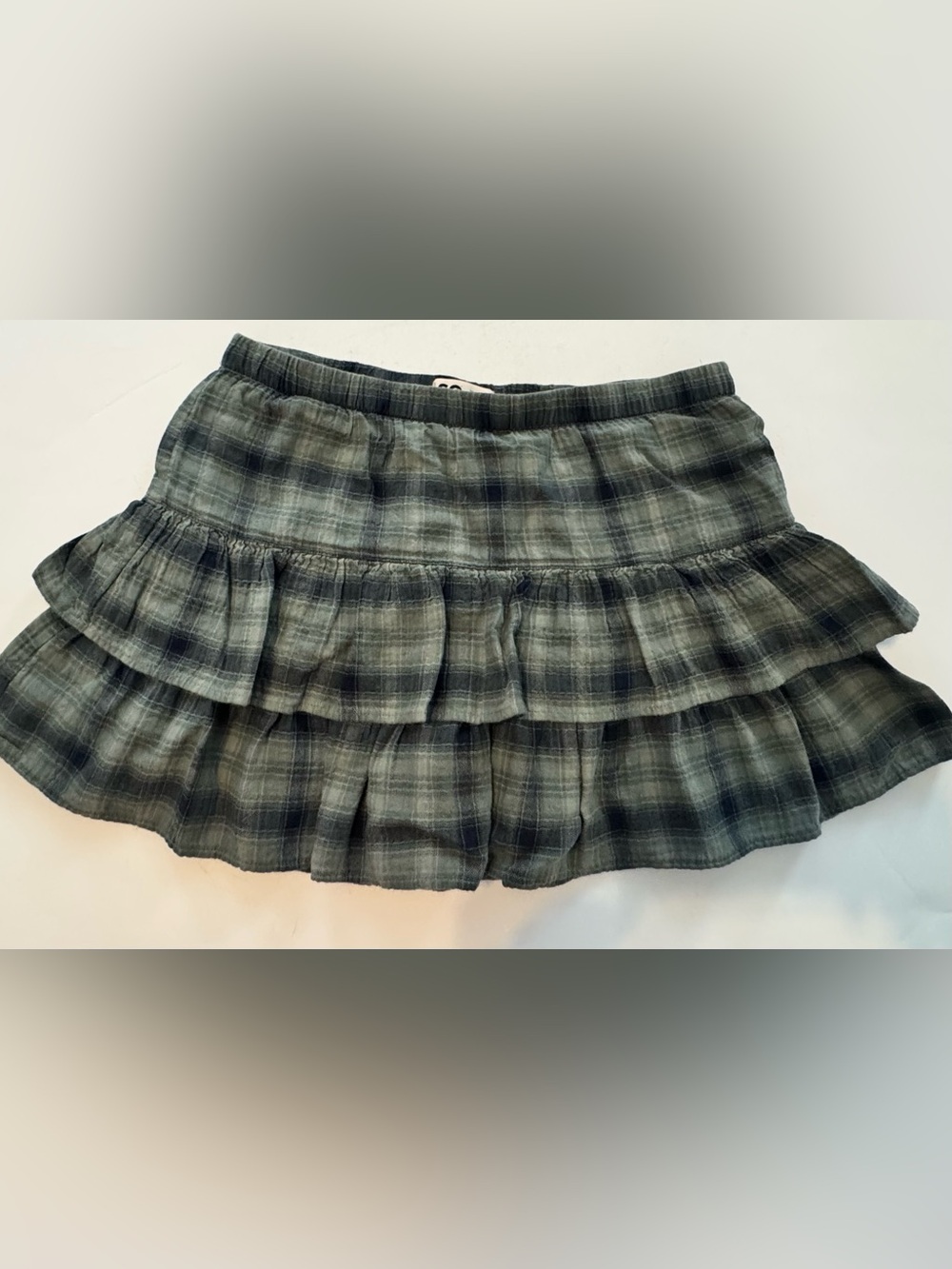 SO Ruffled Plaid Mini Skort in Green and Navy